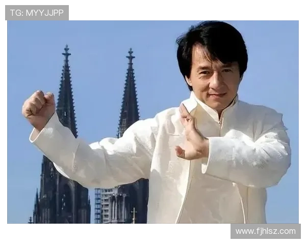 足球巨星与成龙携手演绎热血传奇电影的精彩瞬间