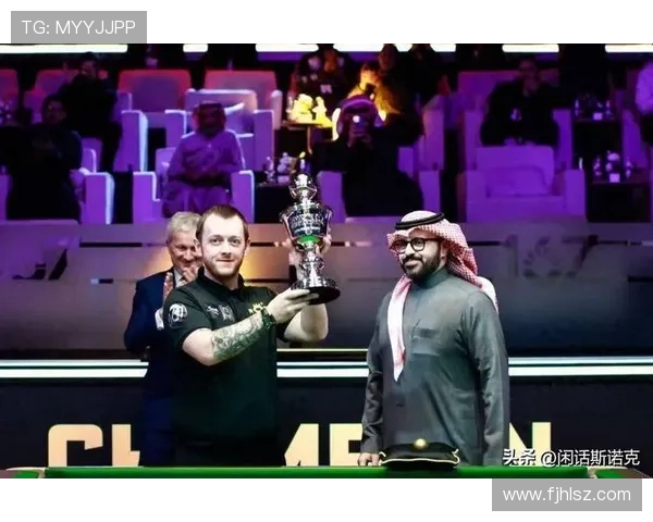 足球明星们狂欢时刻泼啤酒的精彩瞬间合集大赏