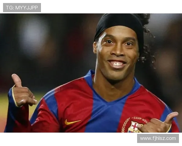 小罗足球明星挂画展现传奇风采点亮你的居家空间